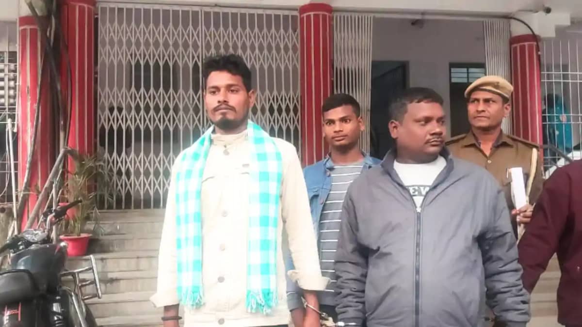 Bihar Crime : बिहार में शराब तस्करी के आरोपी को 5 साल जेल की Bihar Crime : बिहार में शराब तस्करी के आरोपी को 5 साल जेल की