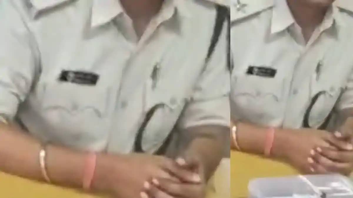 Gaya Cop Suspended Over Alleged Bribe for Case Deal Audio Gaya Cop Suspended Over Alleged Bribe for Case Deal Audio