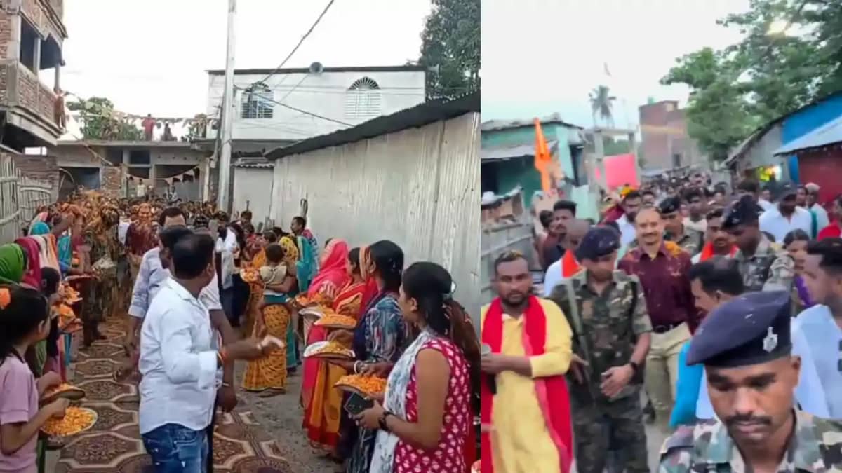 Bihar News : पूर्णिया एसपी को लोगों ने दी विदाई, महिलाओं ने Bihar News : पूर्णिया एसपी को लोगों ने दी विदाई, महिलाओं ने