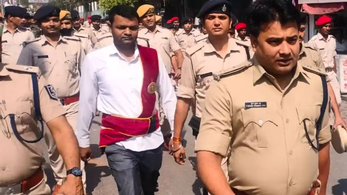 Bihar News : सिवान पुलिस ने सिपाही भर्ती परीक्षा में 2 'मुन् Bihar News : सिवान पुलिस ने सिपाही भर्ती परीक्षा में 2 'मुन्