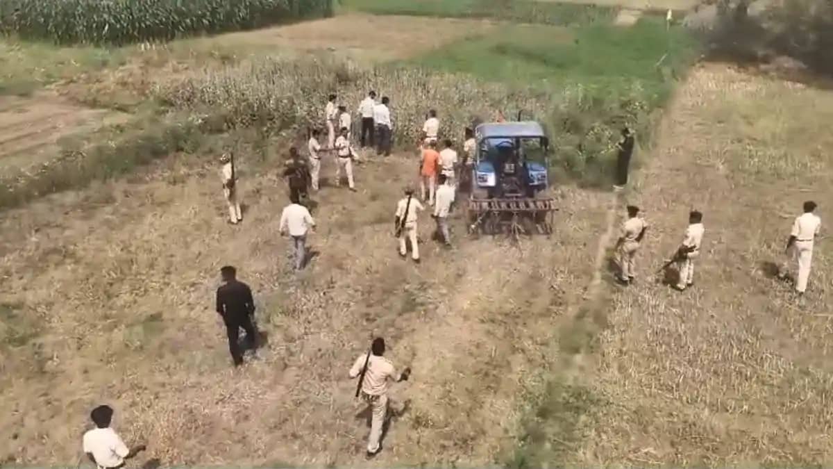Bihar Crime News : नालंदा में अफीम की खेती पर कसा शिकंजा, 10 Bihar Crime News : नालंदा में अफीम की खेती पर कसा शिकंजा, 10