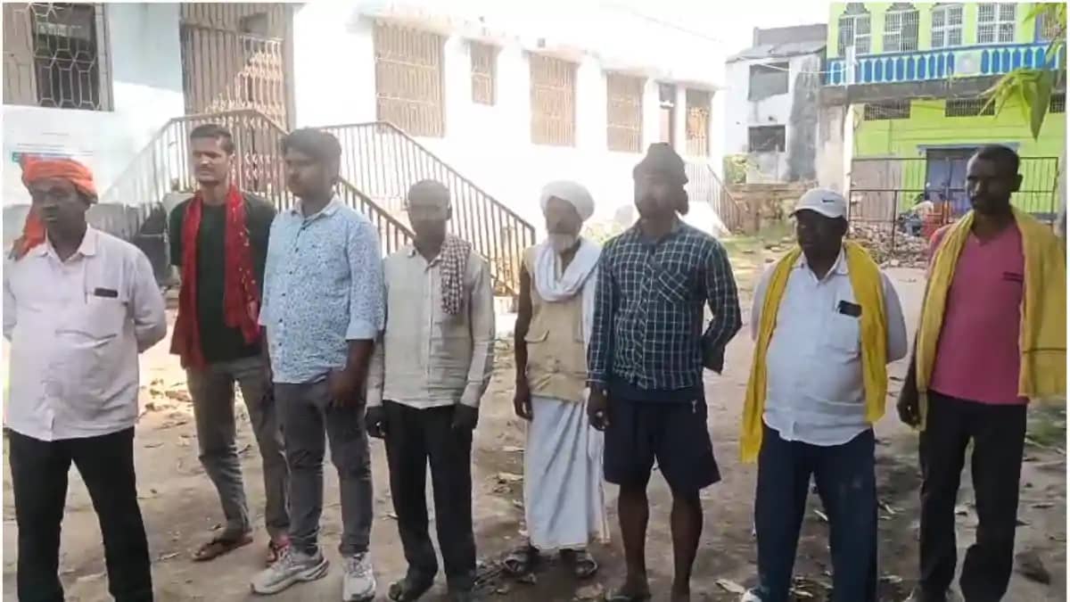 Bihar Road Accident : भोजपुर में अज्ञात वाहन ने राजमिस्त्री Bihar Road Accident : भोजपुर में अज्ञात वाहन ने राजमिस्त्री