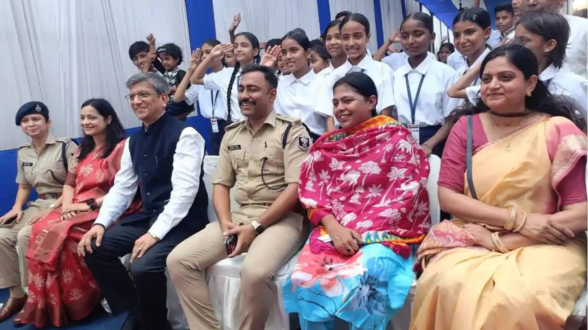 रेड लाइट एरिया के बच्चों के लिए वरदान बनी 'पुलिस पाठशाला', ए रेड लाइट एरिया के बच्चों के लिए वरदान बनी 'पुलिस पाठशाला', ए
