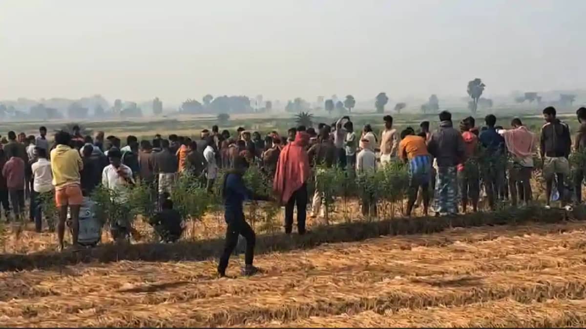 Bihar Crime News : बांका में महिला की गला काटकर हत्या, इलाके Bihar Crime News : बांका में महिला की गला काटकर हत्या, इलाके