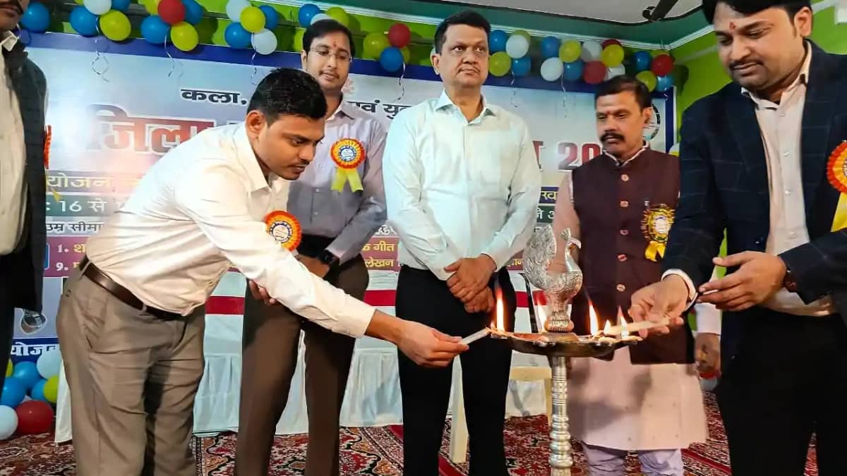 Bihar News : खगड़िया में 29 वें जिला स्तरीय युवा उत्सव की हुई Bihar News : खगड़िया में 29 वें जिला स्तरीय युवा उत्सव की हुई
