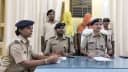 Bihar Crime : वैशाली में प्रेमिका के पिता और स्कूल गार्ड ने रची शिवम की हत्या की साजिश, पुलिस ने दोनों आरोपियों को किया गिरफ्तार Bihar Crime : वैशाली में प्रेमिका के पिता और स्कूल गार्ड ने रची शिवम की हत्या की साजिश, पुलिस ने दोनों आरोपियों को किया गिरफ्तार