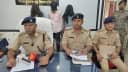 महिलाओं को झांसा देकर गहने और नकदी ठगने वाले अंतरराज्यीय गिरोह का पर्दाफाश: तीन गिरफ्तार, 6 लाख नकद और भारी मात्रा में आभूषण बरामद महिलाओं को झांसा देकर गहने और नकदी ठगने वाले अंतरराज्यीय गिरोह का पर्दाफाश: तीन गिरफ्तार, 6 लाख नकद और भारी मात्रा में आभूषण बरामद