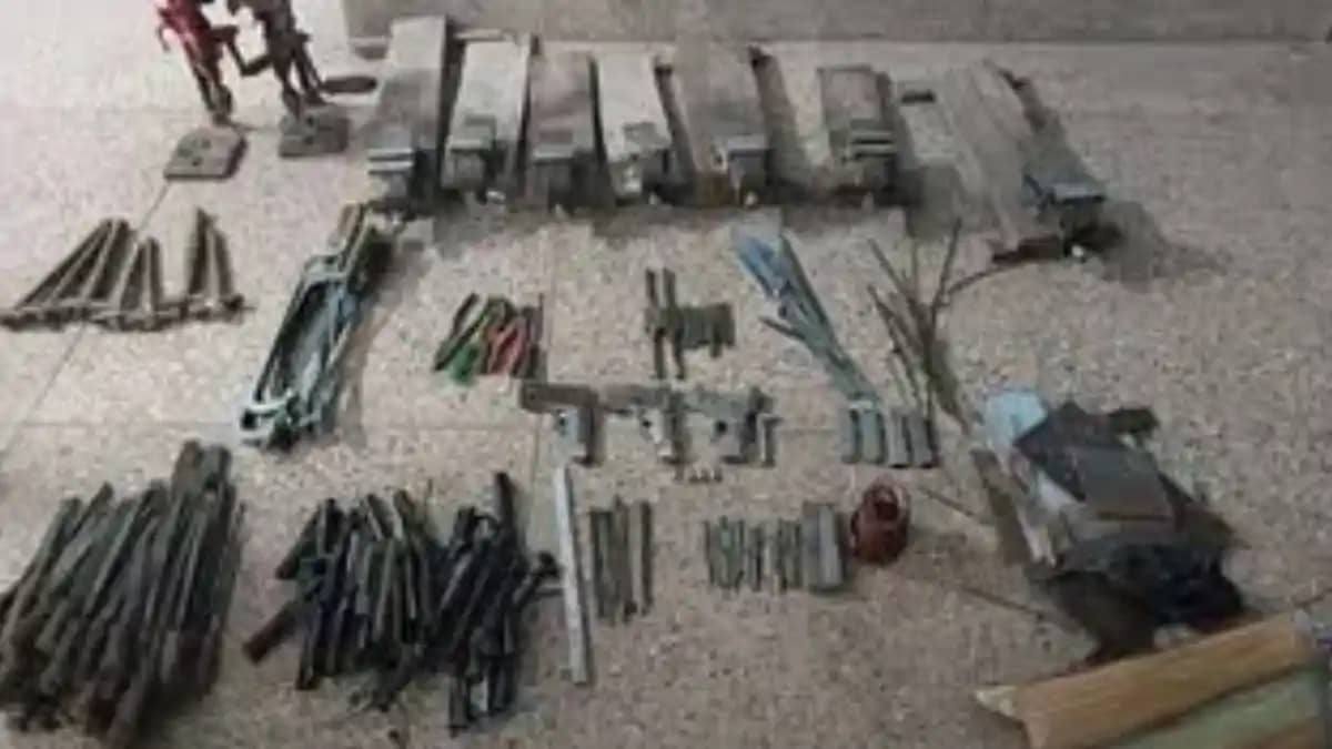 Patna Two Illegal Mini Gun Factories Busted Patna Two Illegal Mini Gun Factories Busted