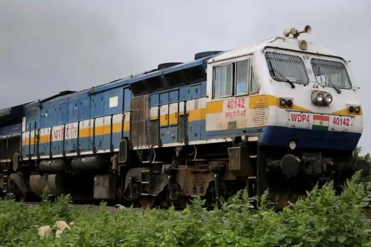Bihar: गर्मी में बिहार लौटने वालों को बड़ी राहत, दिल्ली से स Bihar: गर्मी में बिहार लौटने वालों को बड़ी राहत, दिल्ली से स
