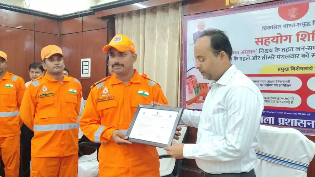 Gaya Borewell Rescue Heroes Honoured FIR Over Negligence Gaya Borewell Rescue Heroes Honoured FIR Over Negligence