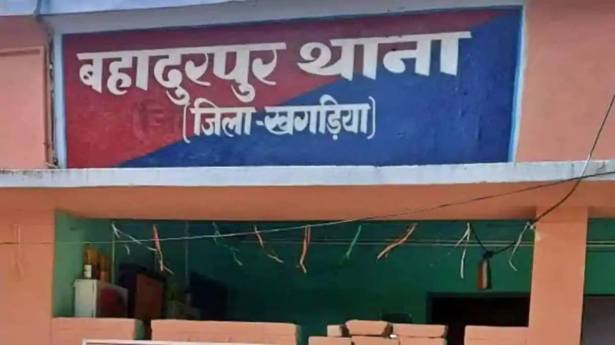 खगड़िया में एसपी ने झूठे केस में फंसाकर वसूली के आरोप में था खगड़िया में एसपी ने झूठे केस में फंसाकर वसूली के आरोप में था