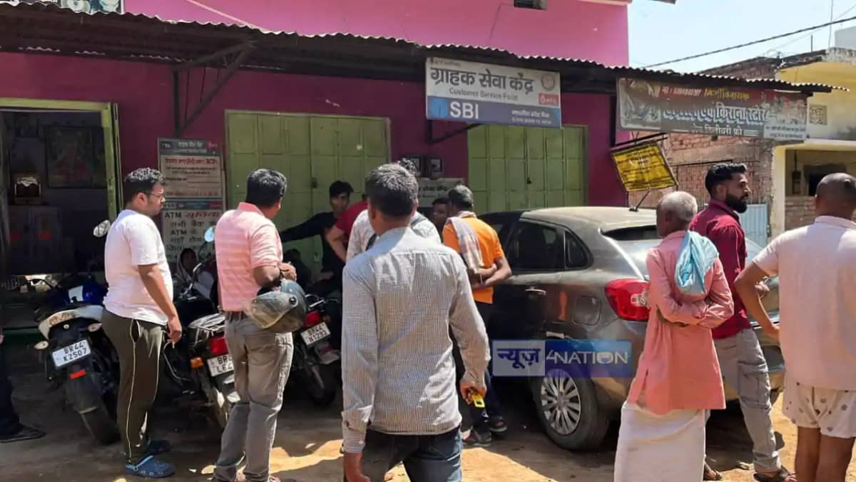 Bihar News : बक्सर में बेख़ौफ़ चोरों का कारनामा, दिनदहाड़े सीएस Bihar News : बक्सर में बेख़ौफ़ चोरों का कारनामा, दिनदहाड़े सीएस