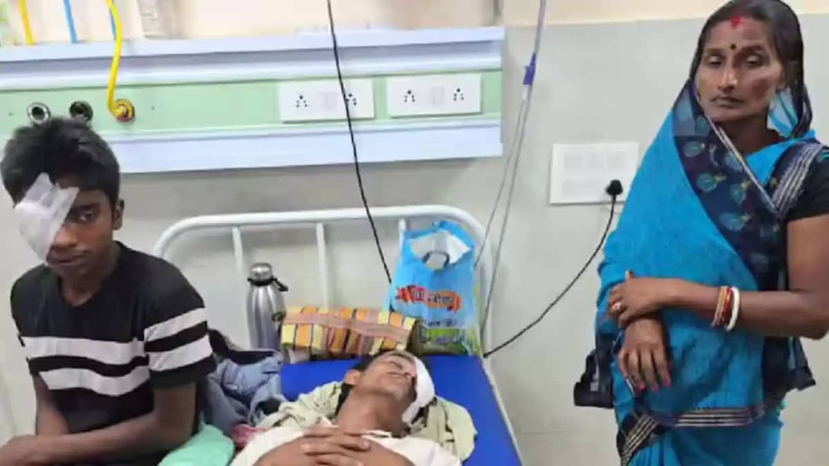 Araria Acid Attack:अररिया में तेजाब से हमला, 10 युवक झुलसे, Araria Acid Attack:अररिया में तेजाब से हमला, 10 युवक झुलसे,