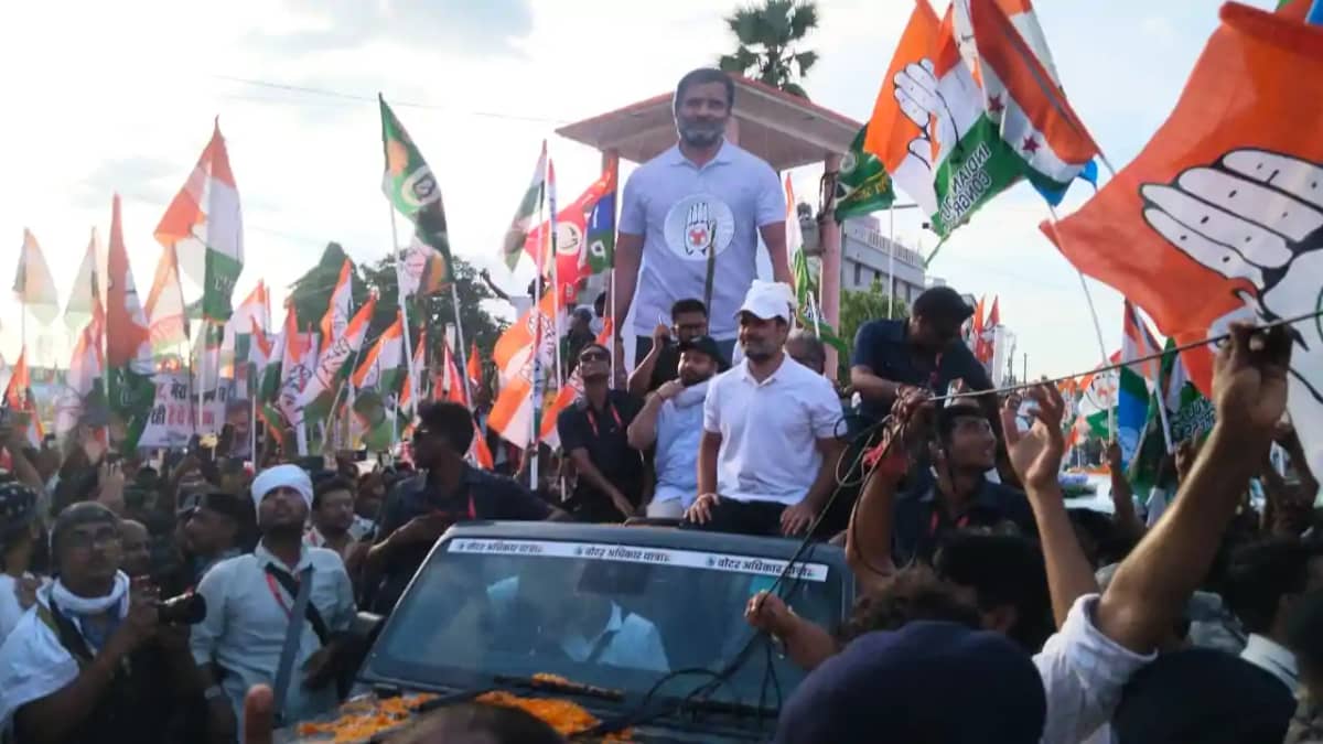 Voter Adhikar Yatra : शेखपुरा में ‘वोटर अधिकार यात्रा’ के बा Voter Adhikar Yatra : शेखपुरा में ‘वोटर अधिकार यात्रा’ के बा