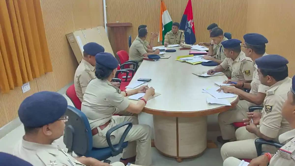 आभूषण कारोबारी हत्याकांड मामले में पुलिस की बड़ी कार्रवाई : आभूषण कारोबारी हत्याकांड मामले में पुलिस की बड़ी कार्रवाई :