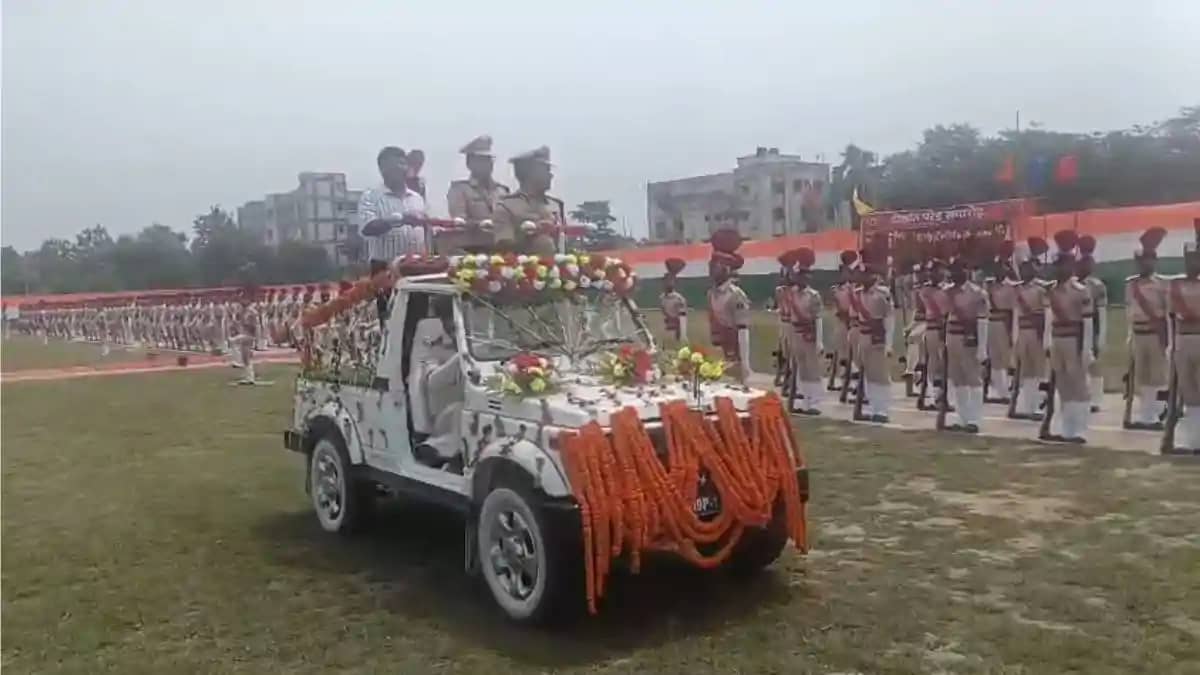 सहरसा में भव्य दीक्षांत परेड समारोह: 234 प्रशिक्षु सिपाही बन सहरसा में भव्य दीक्षांत परेड समारोह: 234 प्रशिक्षु सिपाही बन