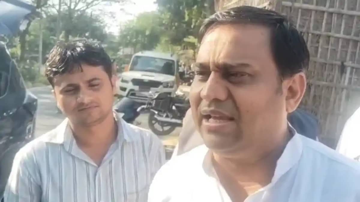 Bihar MLC Election : एमएलसी उम्मीदवार बंशीधर ब्रजवासी ने दिय Bihar MLC Election : एमएलसी उम्मीदवार बंशीधर ब्रजवासी ने दिय