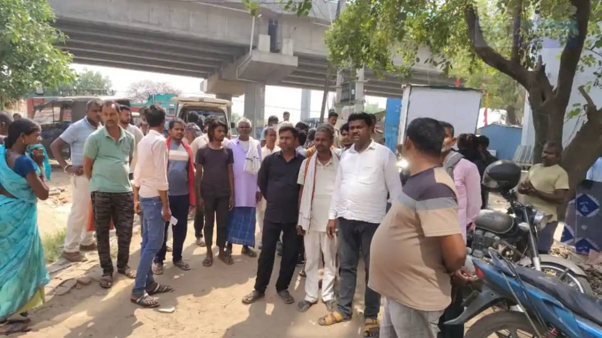 Bihar News: नालंदा के निजी क्लीनिक में ऑपरेशन के दौरान बुजुर Bihar News: नालंदा के निजी क्लीनिक में ऑपरेशन के दौरान बुजुर