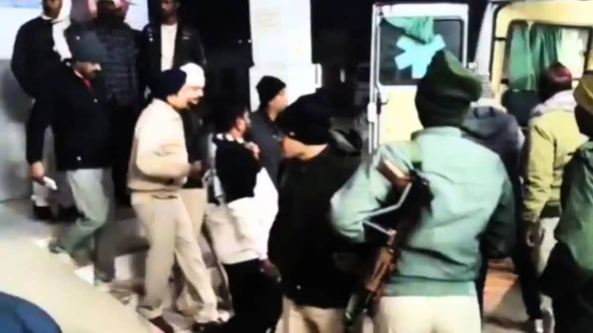 DSP Among 4 Officers Injured DSP Among 4 Officers Injured