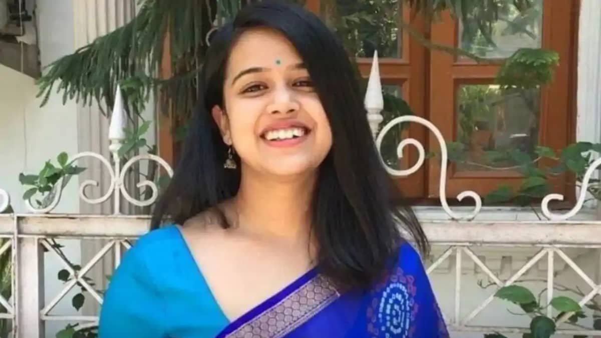Who Is Kanika Anabh:रांची की बेटी कनिका अनभ ने किया UPSC IFS Who Is Kanika Anabh:रांची की बेटी कनिका अनभ ने किया UPSC IFS