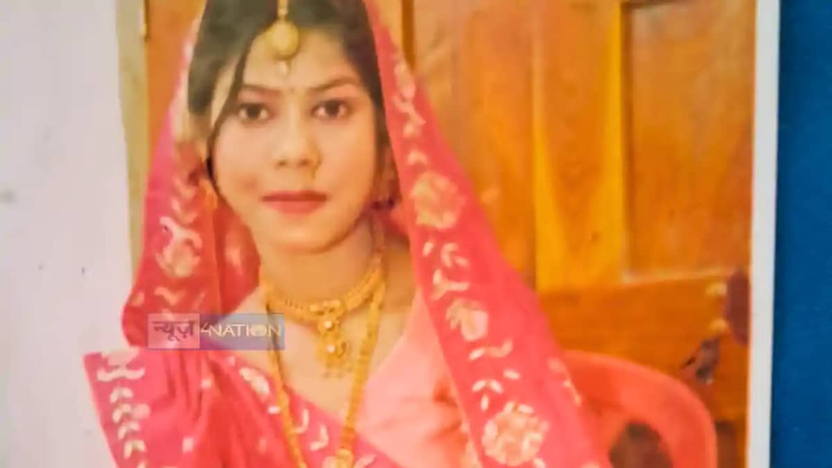 Bihar News : बाथरूम में जाकर प्रेमी को मैसेज कर रही थी पत्नी Bihar News : बाथरूम में जाकर प्रेमी को मैसेज कर रही थी पत्नी