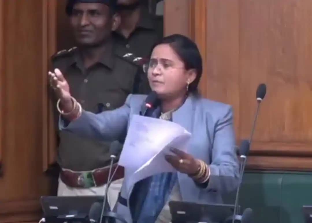 सदन में गरजीं 'तेजस्वी की शेरनी': अनीता देवी ने खेल बजट पर स सदन में गरजीं 'तेजस्वी की शेरनी': अनीता देवी ने खेल बजट पर स