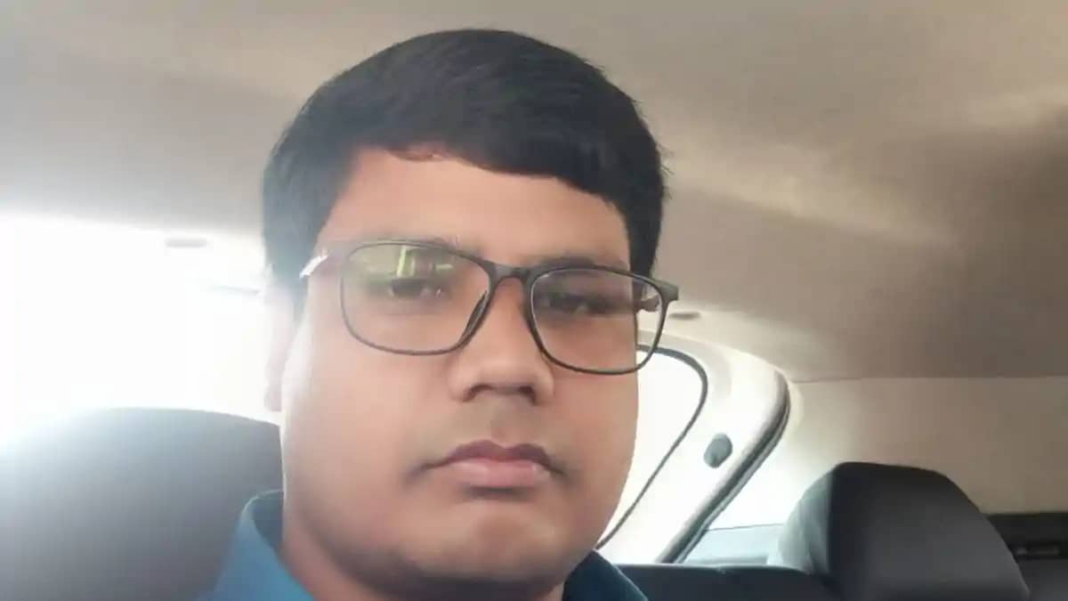Son of an ordinary family achieves a remarkable feat Subhash Son of an ordinary family achieves a remarkable feat Subhash