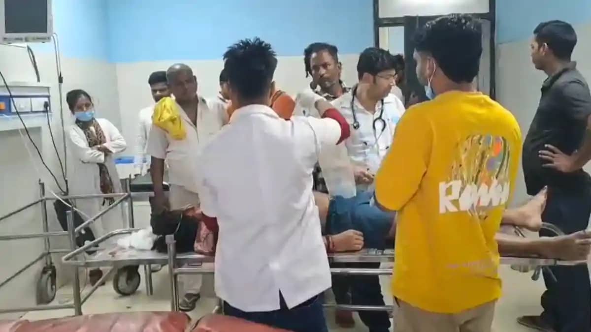Bihar Crime News : अवैध संबंध को लेकर बदमाशों ने युवक के आँख Bihar Crime News : अवैध संबंध को लेकर बदमाशों ने युवक के आँख
