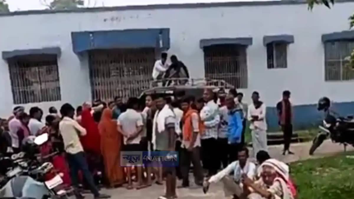 Bihar News : नल जल योजना के सुपर वाइजर की लापरवाही से युवक क Bihar News : नल जल योजना के सुपर वाइजर की लापरवाही से युवक क