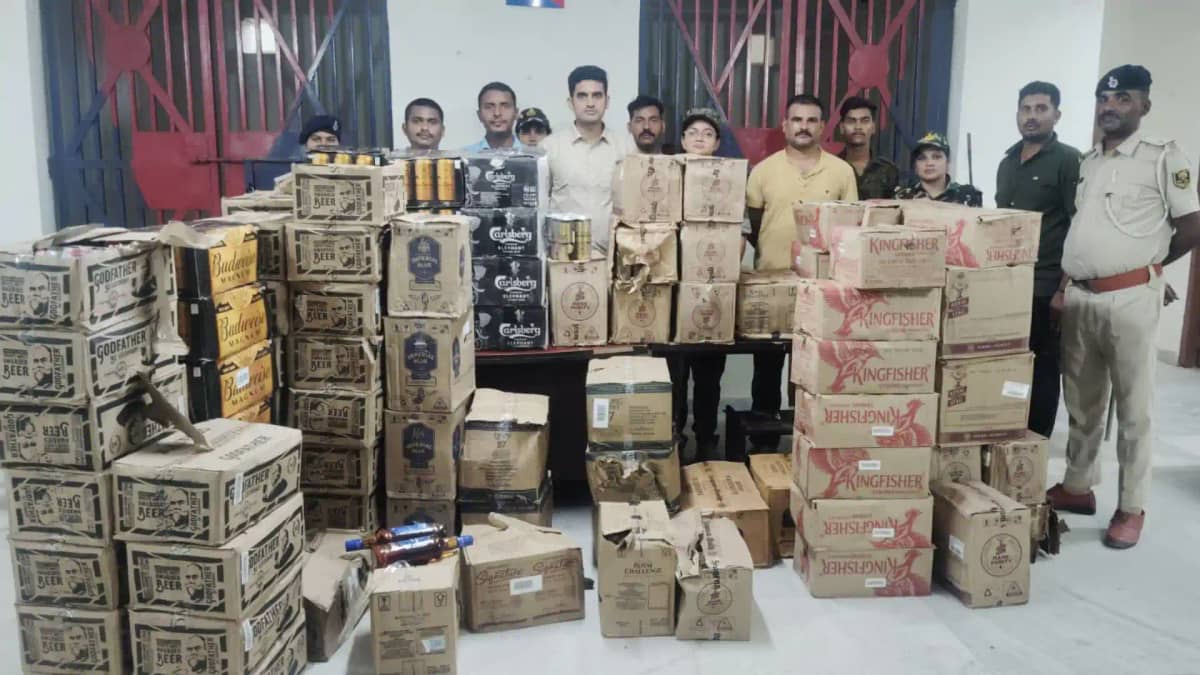 Chakand Police Station Gaya Liquor Seized Chakand Police Station Gaya Liquor Seized