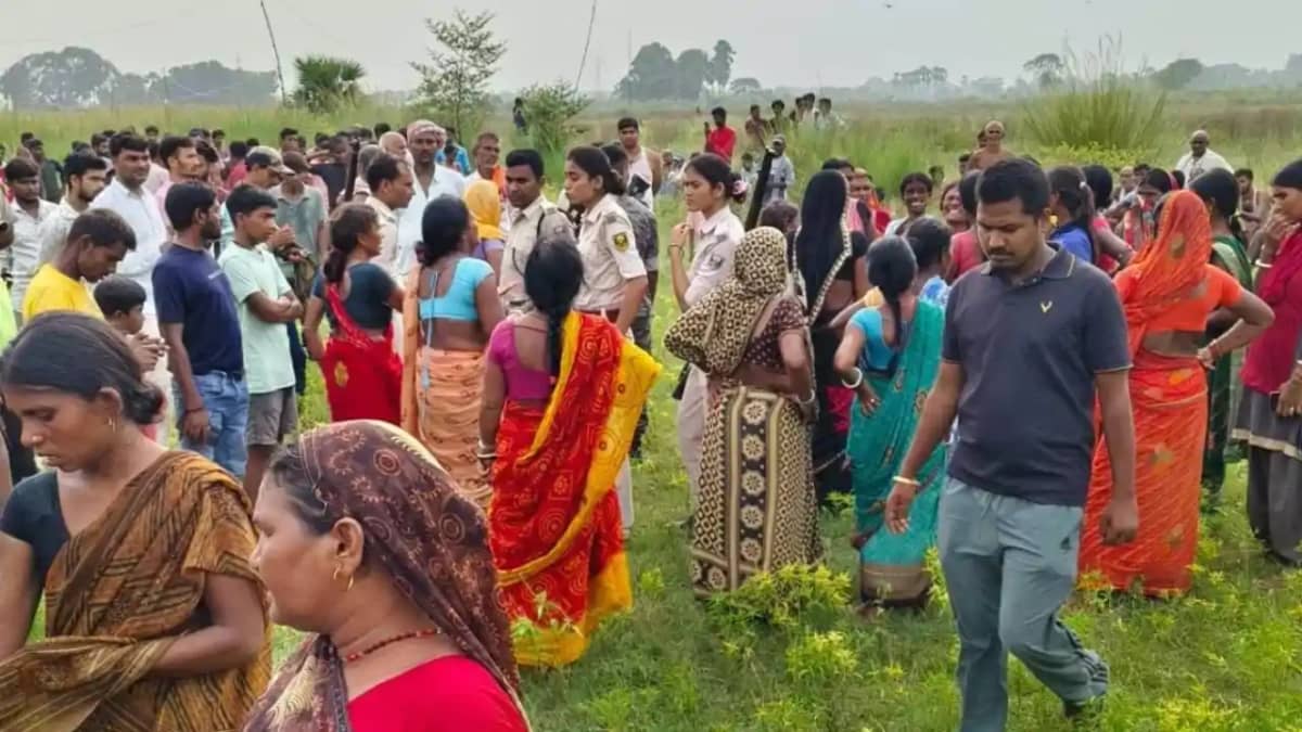 Bihar News : नवादा में सड़क किनारे मिला 28 वर्षीय युवक का शव Bihar News : नवादा में सड़क किनारे मिला 28 वर्षीय युवक का शव