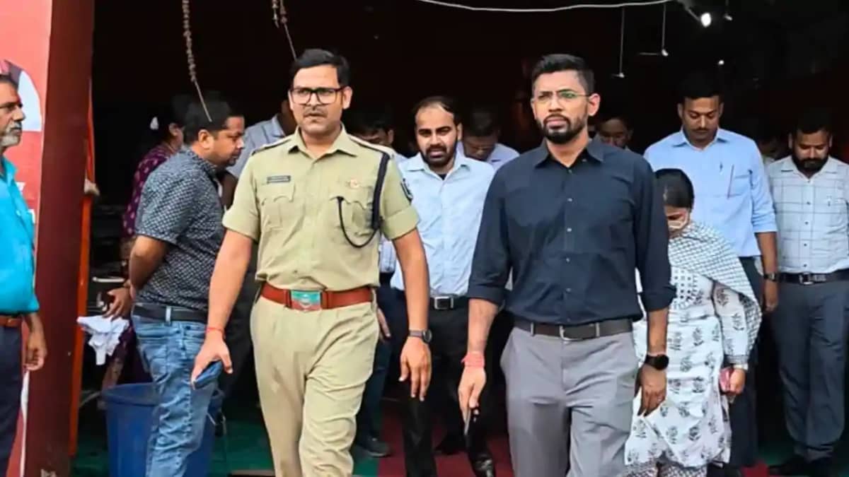 Bihar News : लखीसराय हादसे के बाद हाई अलर्ट पर मुजफ्फरपुर प् Bihar News : लखीसराय हादसे के बाद हाई अलर्ट पर मुजफ्फरपुर प्