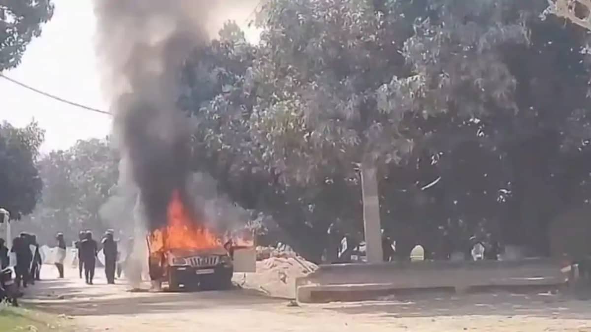 Wedding Clash Sparks Curfew in nepal Sitamarhi Motihari poli Wedding Clash Sparks Curfew in nepal Sitamarhi Motihari poli