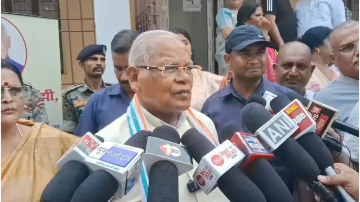 Bihar News : भोजपुर एनकाउंटर पर केंद्रीय मंत्री जीतन राम मां Bihar News : भोजपुर एनकाउंटर पर केंद्रीय मंत्री जीतन राम मां