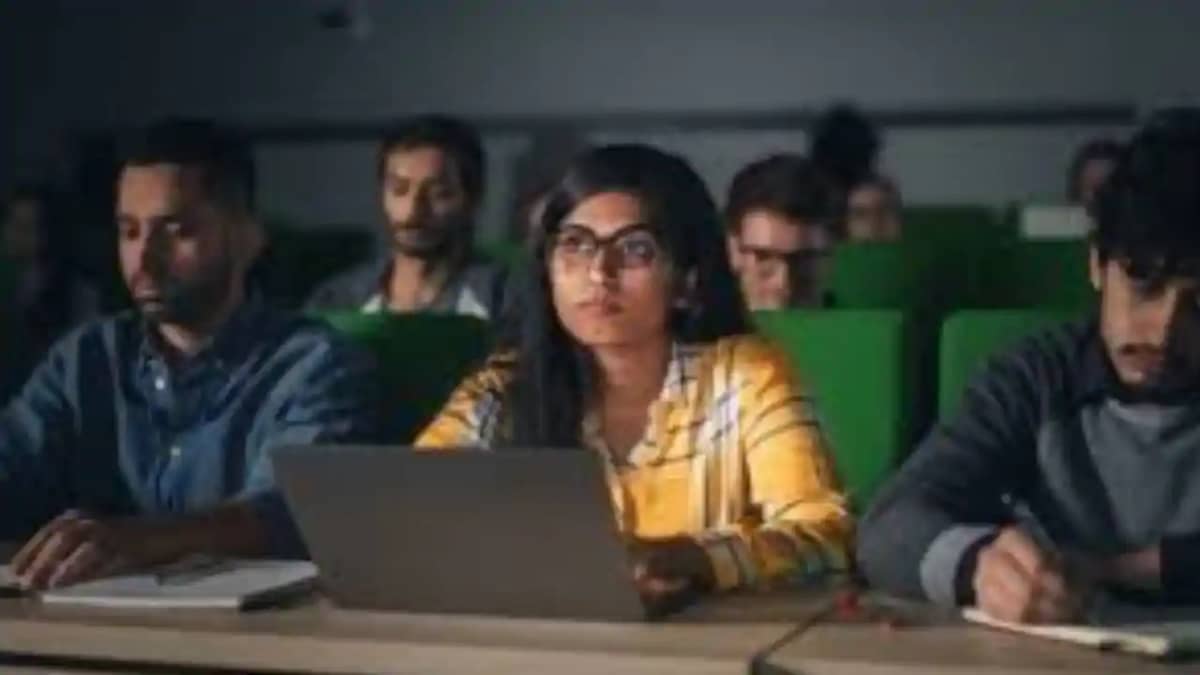 Bihar Govt Rolls Out Big Offer for Meritorious Students Bihar Govt Rolls Out Big Offer for Meritorious Students