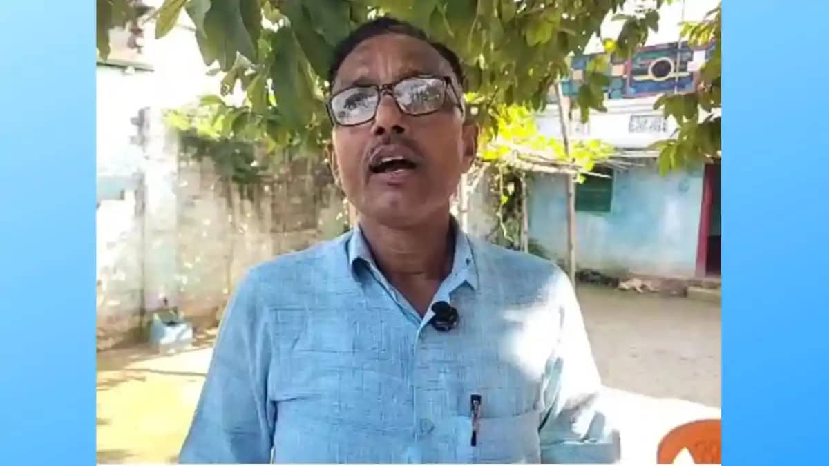 हाजीपुर में SDM कोर्ट के आदेश के बाद बी पैतृक जमीन पर दबंगों हाजीपुर में SDM कोर्ट के आदेश के बाद बी पैतृक जमीन पर दबंगों