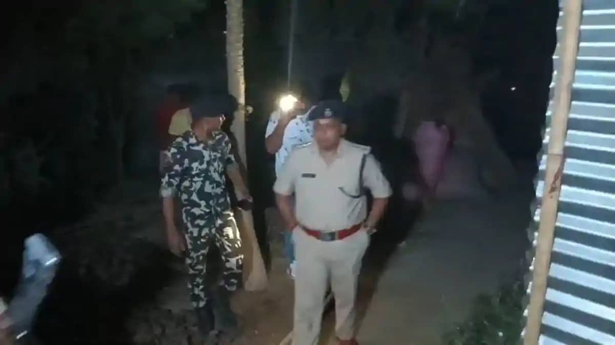 प्रेमिका को गोली मारने के बाद खुद को मारी गोली, युवक की मौके प्रेमिका को गोली मारने के बाद खुद को मारी गोली, युवक की मौके