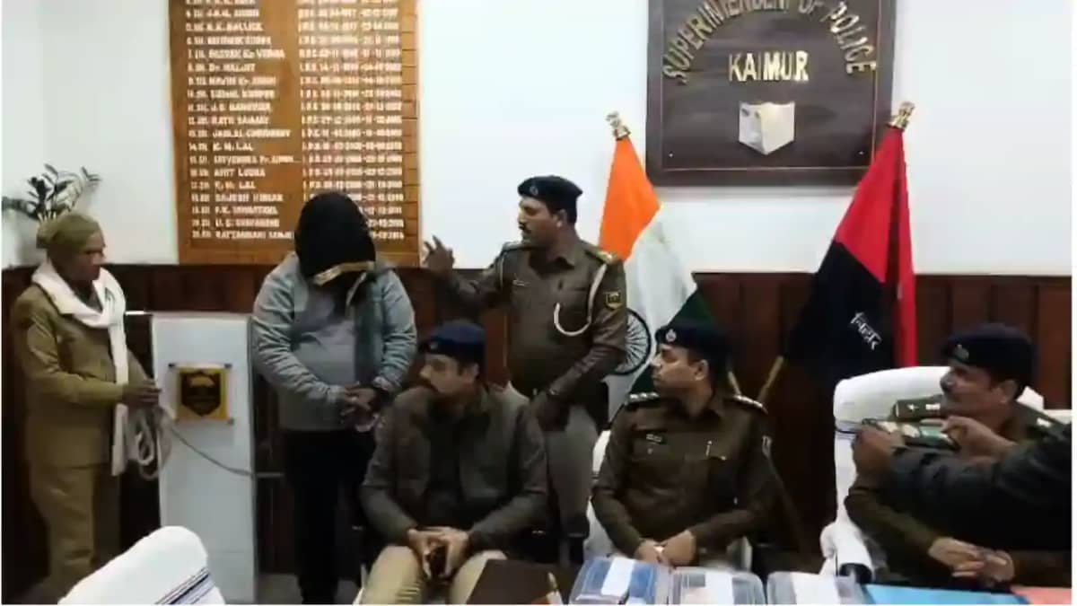 Bihar Crime : कैमूर पुलिस का बड़ा एक्शन: अवैध सूदखोरी के 'का Bihar Crime : कैमूर पुलिस का बड़ा एक्शन: अवैध सूदखोरी के 'का