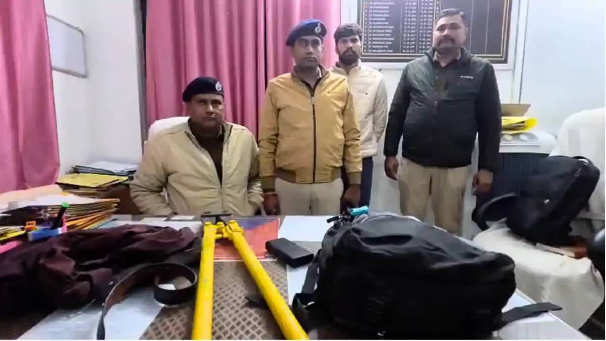 Bihar Crime : थावे मंदिर चोरी कांड का पुलिस ने किया खुलासा, Bihar Crime : थावे मंदिर चोरी कांड का पुलिस ने किया खुलासा,