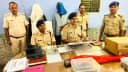 बक्सर में फर्नीचर दुकान की आड़ में चल रही मिनी गन फैक्ट्री का खुलासा : दो गिरफ्तार, भारी मात्रा में हथियार और उपकरण बरामद बक्सर में फर्नीचर दुकान की आड़ में चल रही मिनी गन फैक्ट्री का खुलासा : दो गिरफ्तार, भारी मात्रा में हथियार और उपकरण बरामद
