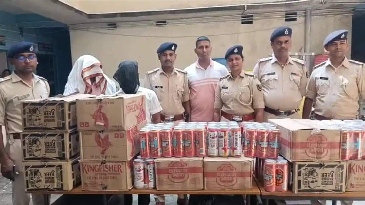 Bihar Crime News : नालंदा में बीयर की बड़ी खेप पुलिस ने किया Bihar Crime News : नालंदा में बीयर की बड़ी खेप पुलिस ने किया