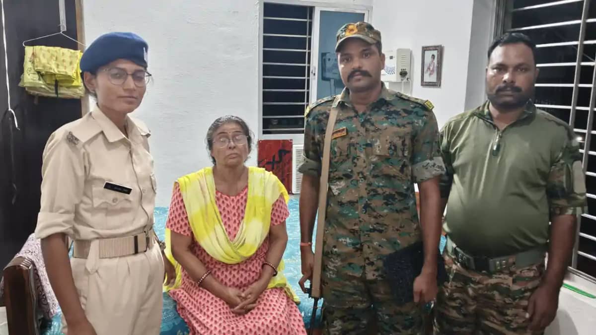मुजफ्फरपुर एसएसपी के विशेष अभियान का दिखा जमीनी असर, इलाज कर मुजफ्फरपुर एसएसपी के विशेष अभियान का दिखा जमीनी असर, इलाज कर