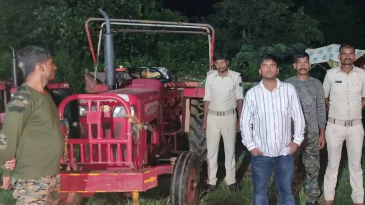 अवैध बालू खनन के खिलाफ विभाग की बड़ी कार्रवाई: 11 वाहन जब्त, अवैध बालू खनन के खिलाफ विभाग की बड़ी कार्रवाई: 11 वाहन जब्त,