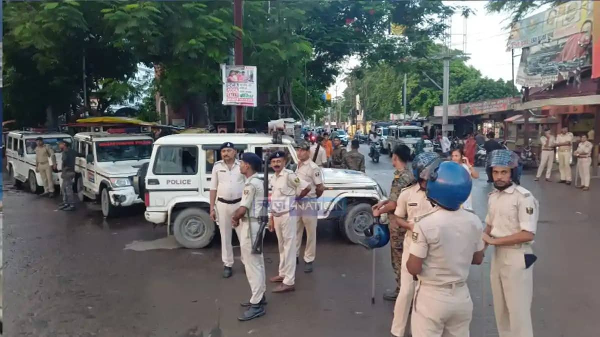 Muzaffarpur Police Warns Students Over Damage to Public Prop Muzaffarpur Police Warns Students Over Damage to Public Prop
