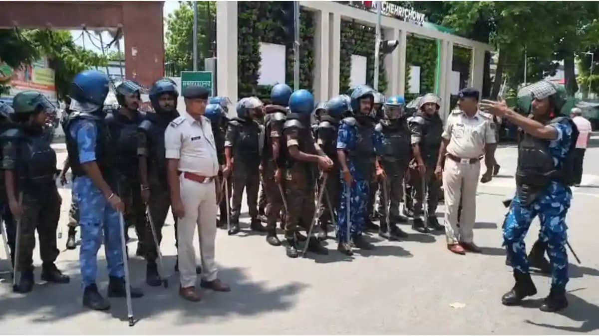 छात्रों के प्रदर्शन को लेकर भागलपुर में सुरक्षा व्यवस्था सख् छात्रों के प्रदर्शन को लेकर भागलपुर में सुरक्षा व्यवस्था सख्