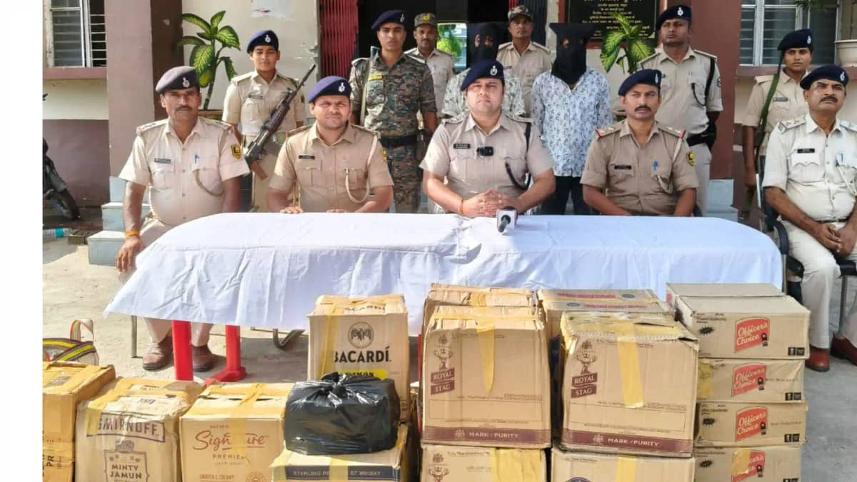 Purnea Police Liquor Smuggling Arrest Purnea Police Liquor Smuggling Arrest