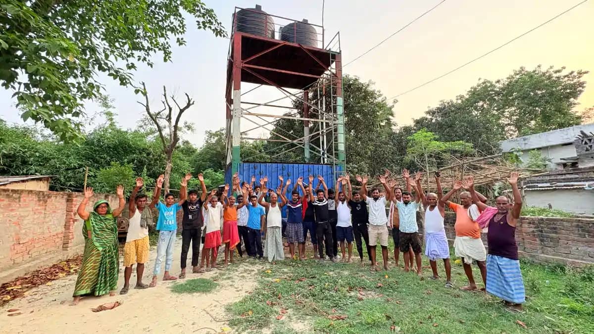 Bihar News : कागज पर विकास की गंगा, धरातल पर जनता प्यासी, मो Bihar News : कागज पर विकास की गंगा, धरातल पर जनता प्यासी, मो