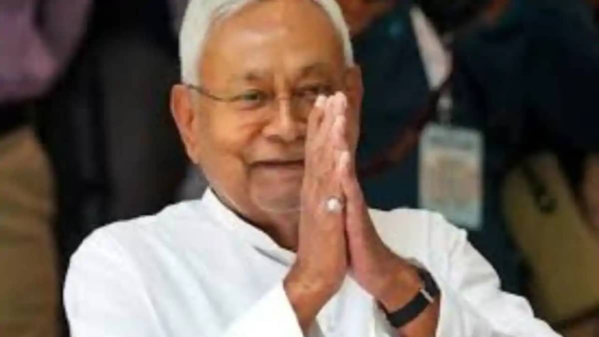 CM announced to provide 1 crore jobs CM announced to provide 1 crore jobs