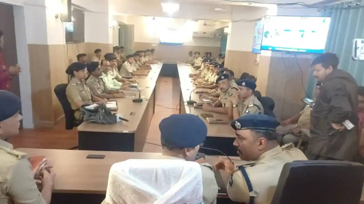 Bihar News : महिलाओं की सुरक्षा को लेकर एक्शन में मुजफ्फरपुर Bihar News : महिलाओं की सुरक्षा को लेकर एक्शन में मुजफ्फरपुर