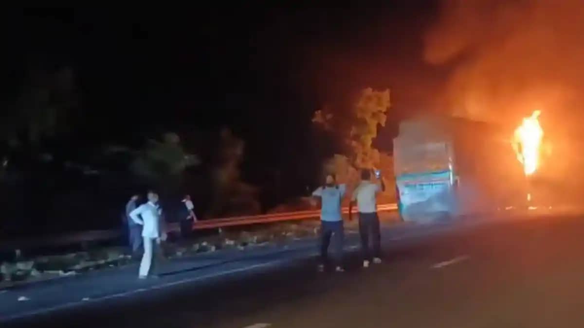Greater Noida Bus Fire Greater Noida Bus Fire